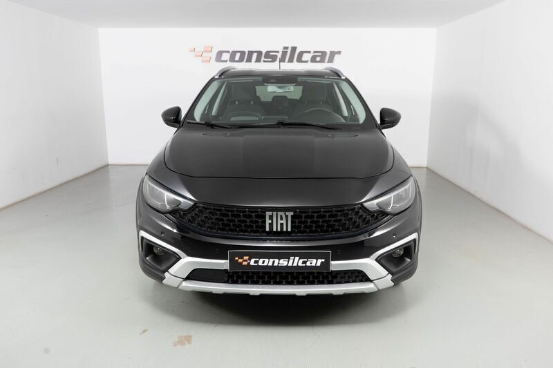 Preto Usado 2021 Fiat Tipo Cross Citadino | € 14.980 (Preço justo) - Imagem 1/4