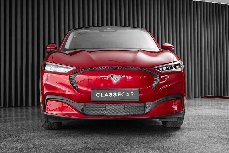 Usado Ford Mustang Mach-E 189 kW (258 HP) 2022 Vermelho SUV