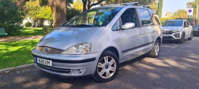 Usado 2004 Ford Galaxy Ghia Monovolume | € 3.490 - Imagem 1/4