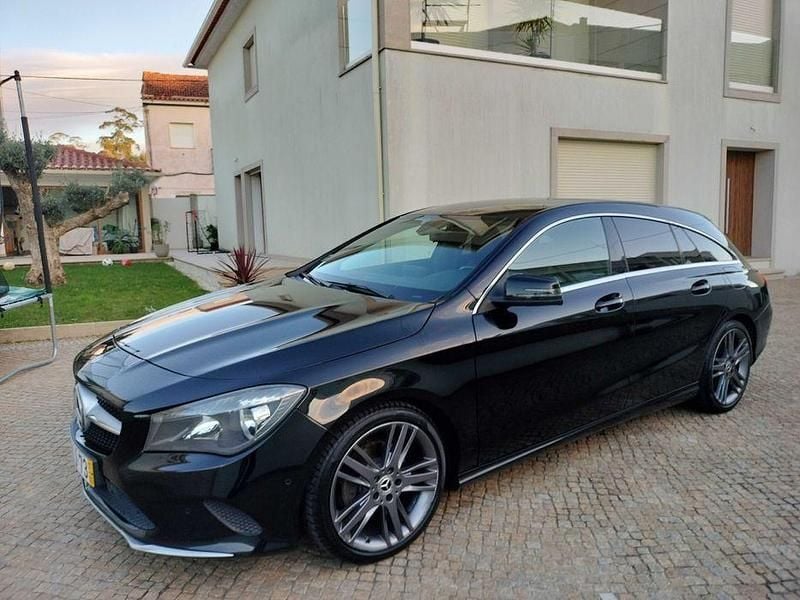 Usado 2017 Mercedes CLA180 Sedan | € 17.850 (Preço elevado) - Imagem 1/4