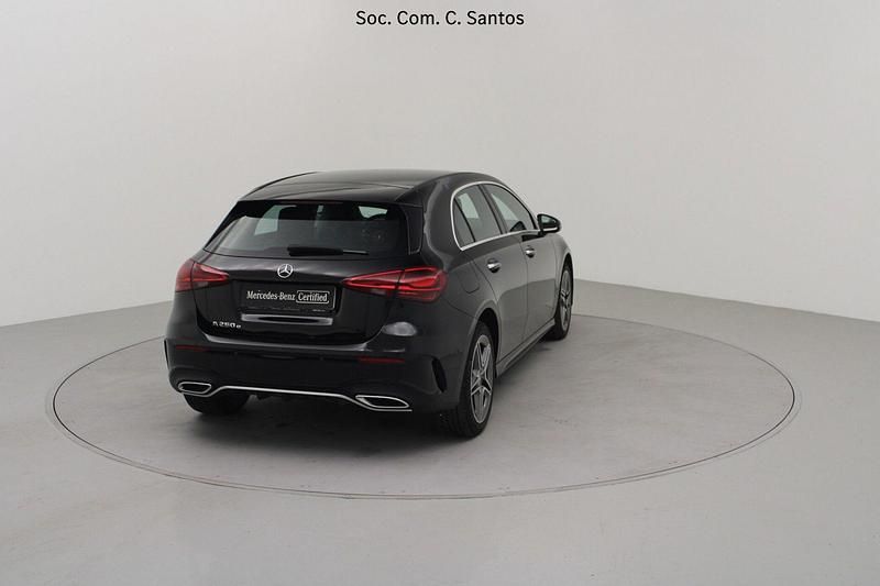 Usado Mercedes A250 AMG 218 HP (160 kW) 2024 Preto Sedan