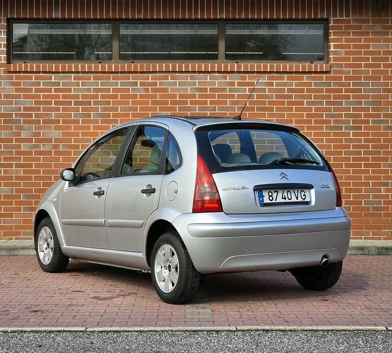 Usado Citroën C3 60 HP (44 kW) 2003 Sedan