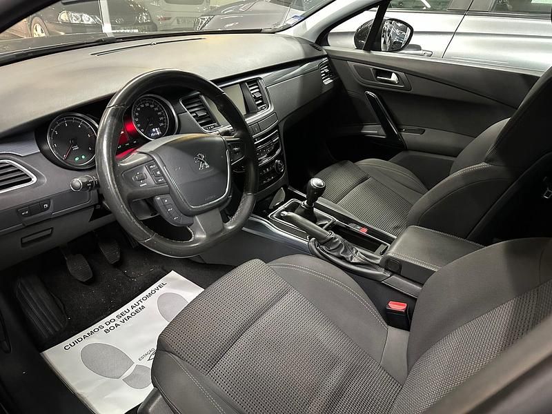 Usado Peugeot 508 SW Allure 120 HP (88 kW) 2015 Azul Carrinha