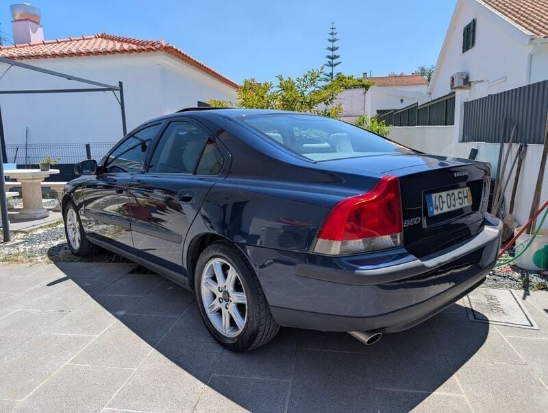 Usado 2001 Volvo S60 Sedan | € 6.250 - Imagem 1/4