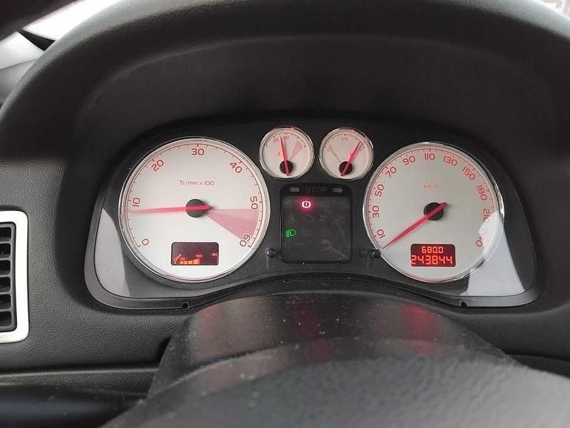 Usado 2005 Peugeot 307 Carrinha | € 3.300 (Preço justo) - Imagem 1/4