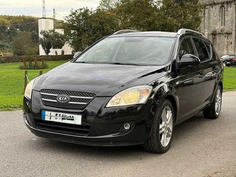 Usado Kia Ceed Sportswagon 115 HP (84 kW) 2009 Carrinha