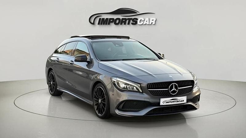 Cinza Usado 2016 Mercedes CLA200 AMG line Carrinha | € 21.999 - Imagem 1/4