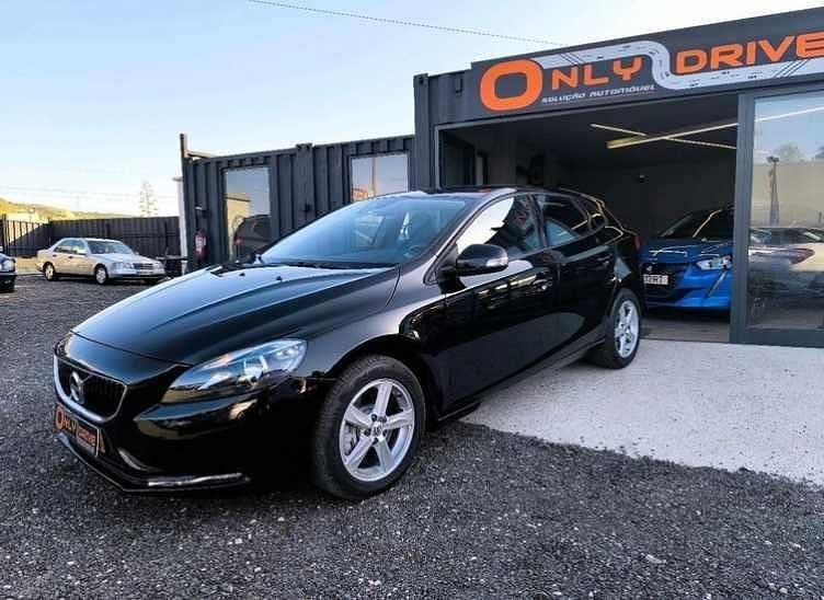 Preto Usado 2017 Volvo V40 Carrinha | € 12.999 (Bom preço) - Imagem 1/4