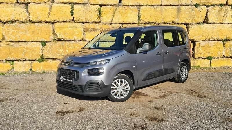 Cinza Usado 2019 Citroën Berlingo Feel Monovolume | € 16.500 (Preço justo) - Imagem 1/4