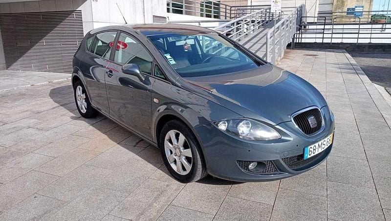 Usado Seat Leon 105 HP (77 kW) 2007 Citadino