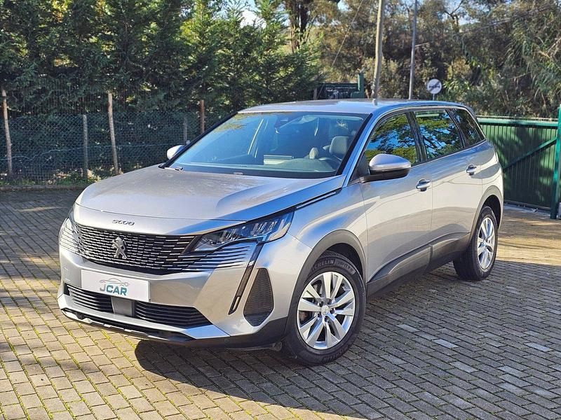 Cinza Usado 2021 Peugeot 5008 Allure SUV | € 19.900 (Preço justo) - Imagem 1/4
