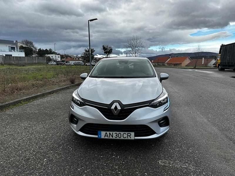 Usado Renault Clio V 86 HP (63 kW) 2021 Cinzento Citadino