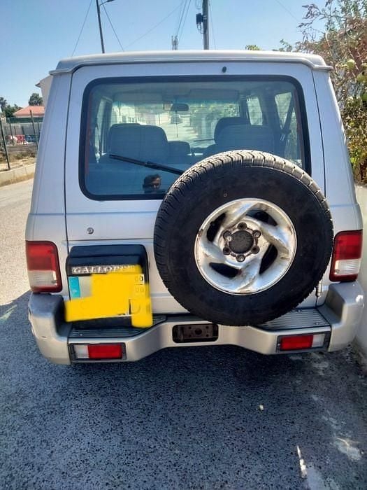 Usado 2000 Hyundai Galloper SUV | € 7.500 - Imagem 1/4