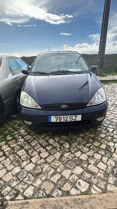 Usado 2001 Ford Focus Sedan | € 1.280 (Preço justo) - Imagem 1/3