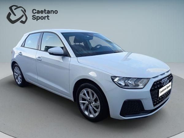 Branco Usado 2024 Audi A1 Sportback Advanced Citadino | € 22.590 (Preço justo) - Imagem 1/4