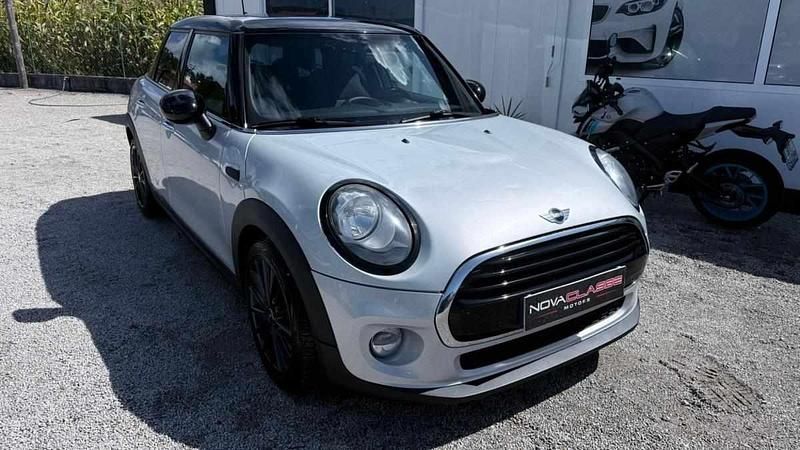 Cinzento Usado 2015 Mini Cooper D Citadino | € 15.990 (Preço justo) - Imagem 1/4