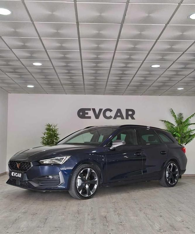 Azul Usado 2022 Cupra Leon | € 27.550 (Preço justo) - Imagem 1/4