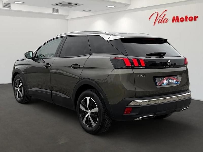 Usado Peugeot 3008 120 HP (88 kW) 2018 Cinzento SUV