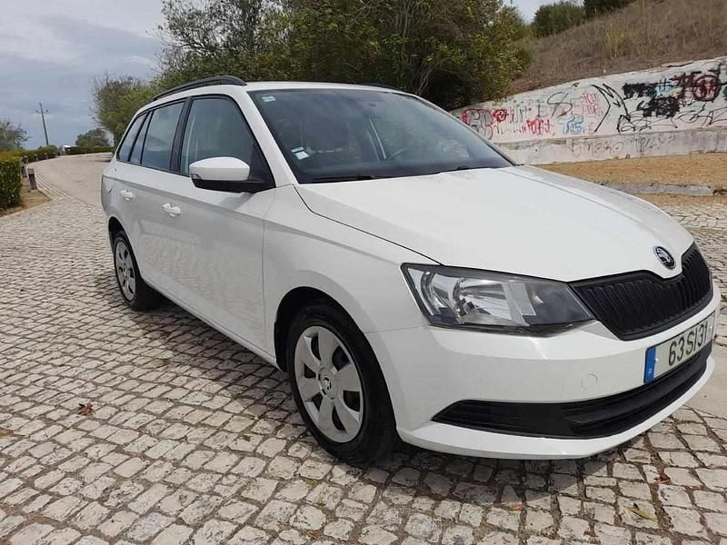 Usado Skoda Fabia Active 75 HP (55 kW) 2017 Branco Citadino