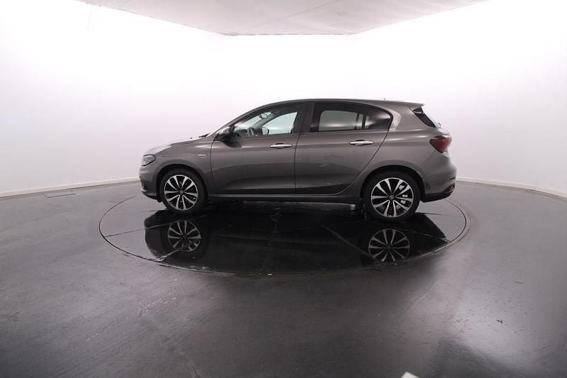 Usado Fiat Tipo 95 HP (69 kW) 2021 Cinzento