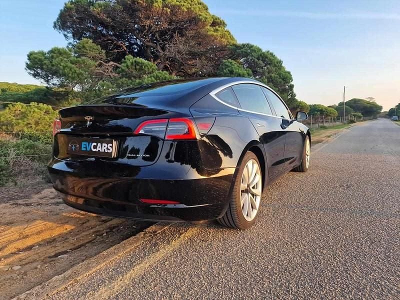 Preto Usado 2019 Tesla Model 3 Long Range AWD Sedan | € 27.900 (Preço justo) - Imagem 1/4