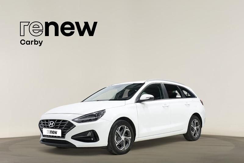 Branco Usado 2024 Hyundai i30 Style Carrinha | € 22.490 (Preço justo) - Imagem 1/4