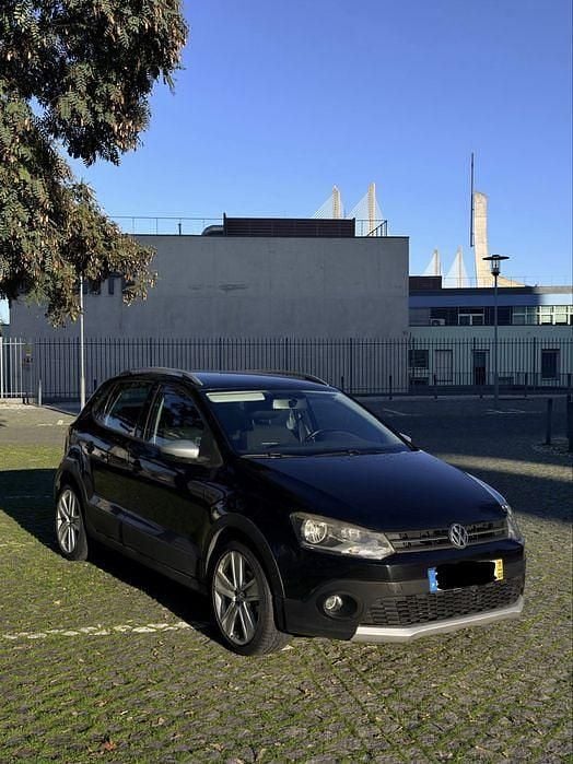 Usado 2011 VW Polo Cross Citadino | € 6.500 - Imagem 1/4