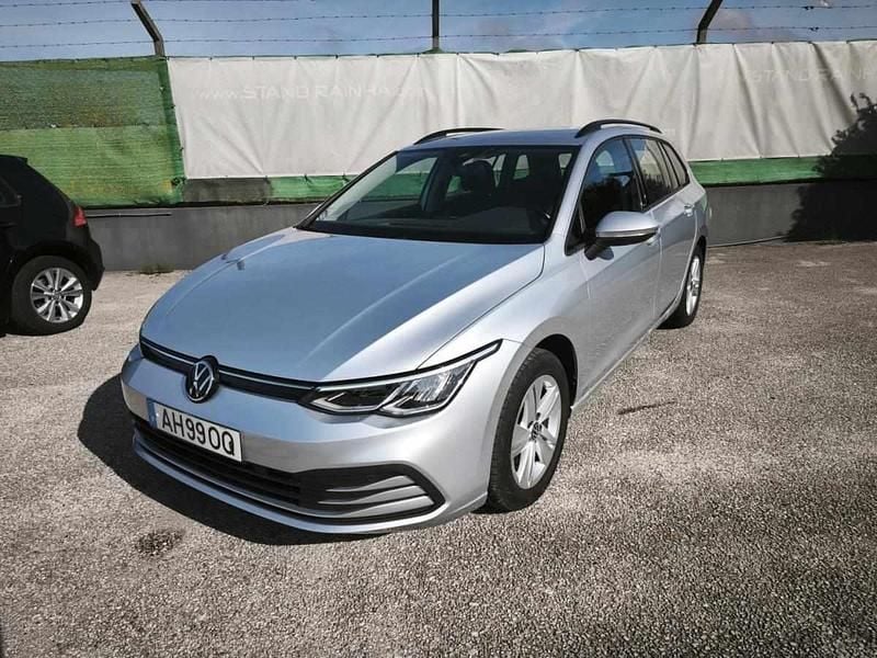 Cinzento Usado 2021 VW Golf VIII Carrinha | € 17.990 (Bom preço) - Imagem 1/4