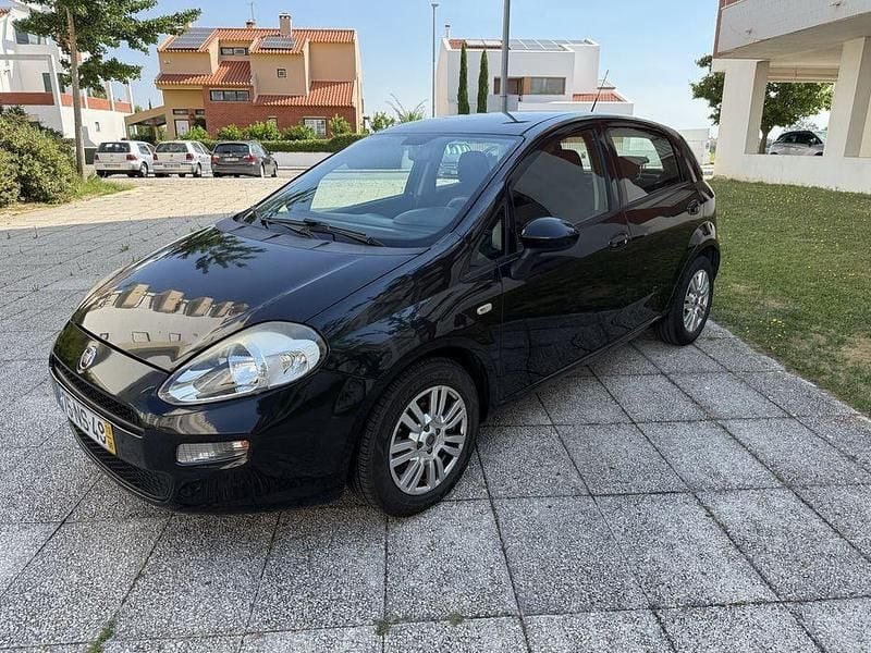 Usado 2013 Fiat Punto Easy Citadino | € 4.999 (Super Preço) - Imagem 1/4