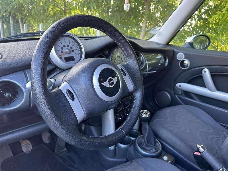 Usado Mini ONE 90 HP (66 kW) 2002 Azul Citadino