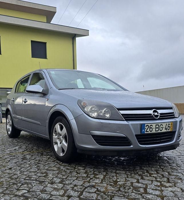 Usado 2006 Opel Astra Sedan | € 1.990 (Preço justo) - Imagem 1/4