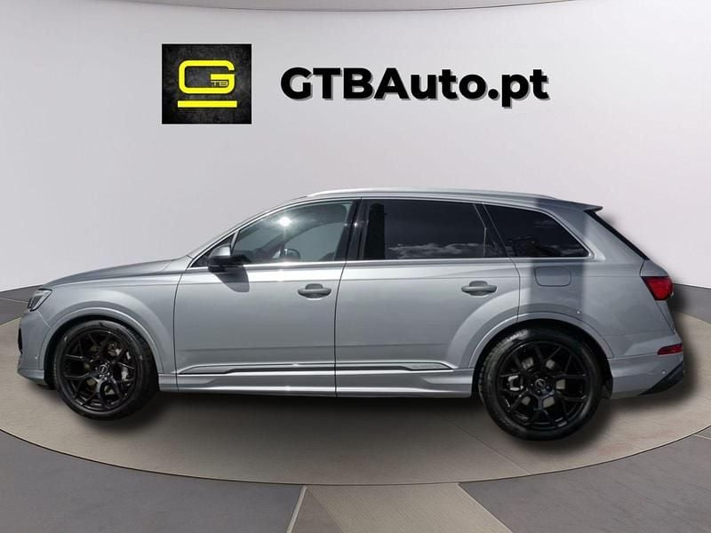 Cinza Usado 2024 Audi Q7 S-Line SUV | € 77.000 - Imagem 1/4