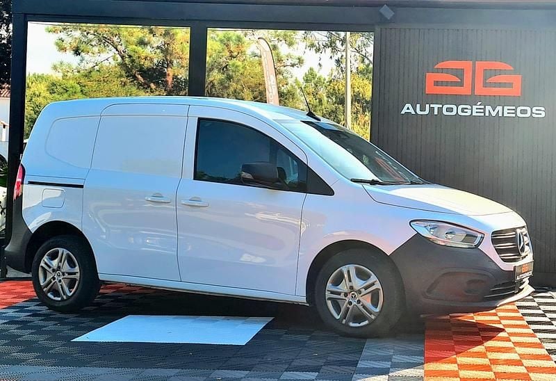 Branco Usado 2022 Mercedes Citan 110 | € 19.500 - Imagem 1/4