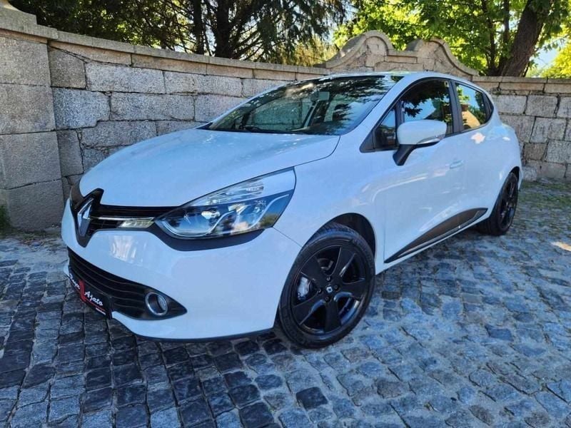 Branco Usado 2014 Renault Clio IV Expression | € 10.990 (Caro) - Imagem 1/4