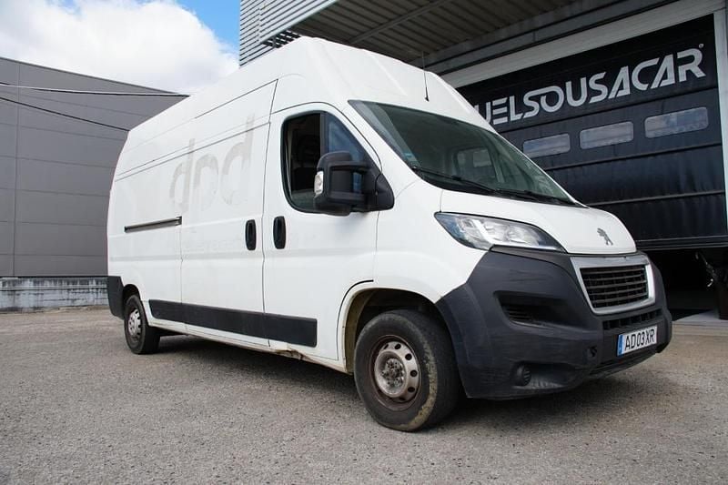 Branco Usado 2020 Peugeot Boxer Van | € 18.000 (Preço justo) - Imagem 1/4