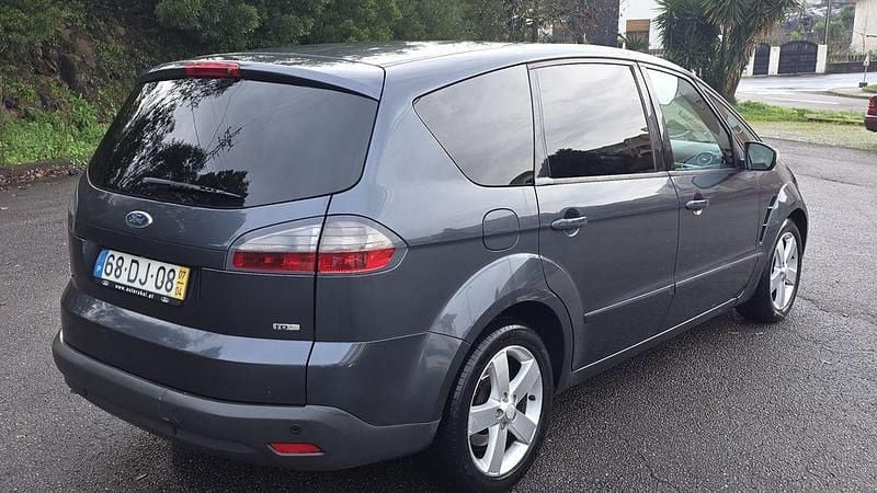 Usado Ford S-MAX S 120 HP (88 kW) 2007 Monovolume