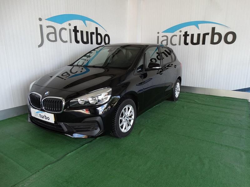 Preto Usado 2019 BMW 216 Active Tourer Advantage Monovolume | € 17.800 (Preço justo) - Imagem 1/4