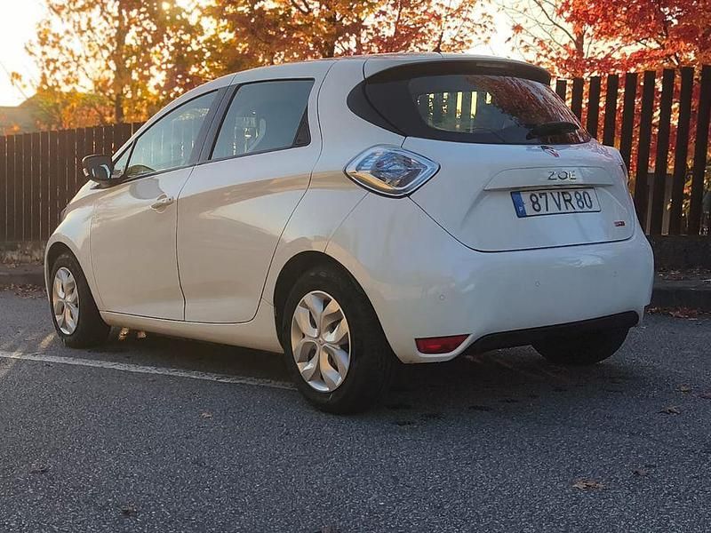 Usado 2010 Renault Zoe Citadino | € 9.800 - Imagem 1/4