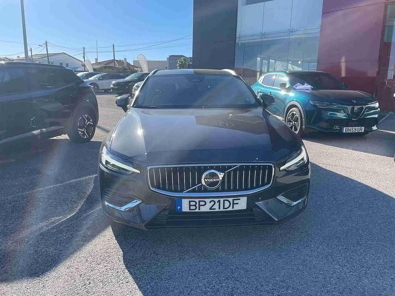Outro Usado 2024 Volvo V60 Core Carrinha | € 43.490 (Preço elevado) - Imagem 1/4