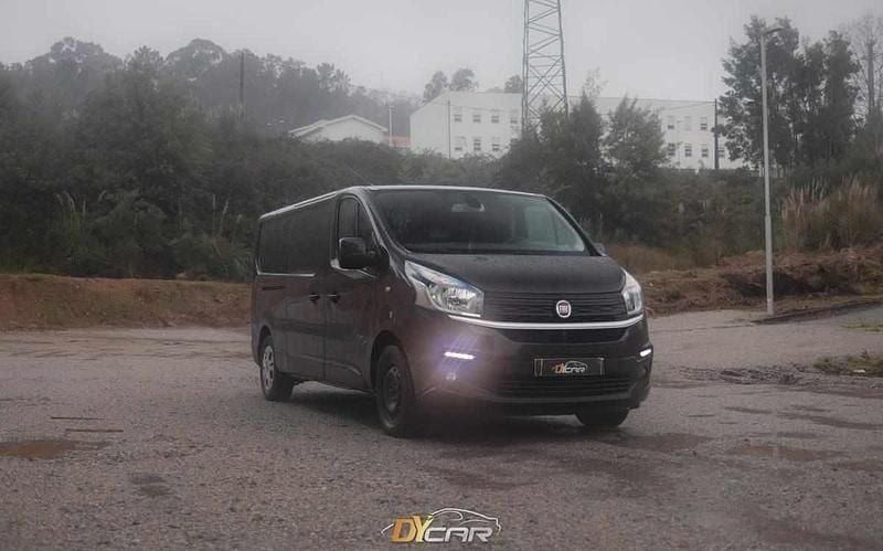 Usado Fiat Talento 145 HP (106 kW) 2017 Preto Monovolume