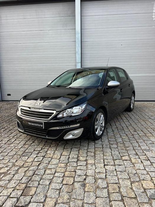 Usado 2015 Peugeot 308 Sedan | € 8.750 (Preço justo) - Imagem 1/4
