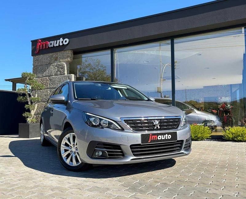Cinzento Usado 2020 Peugeot 308 Style Carrinha | € 14.500 (Preço justo) - Imagem 1/4