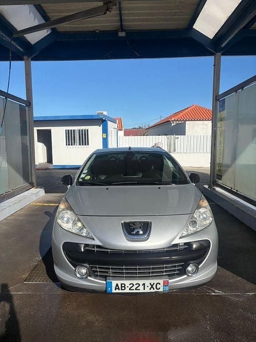 Usado 2009 Peugeot 207 CC Cabrios | € 3.750 - Imagem 1/4