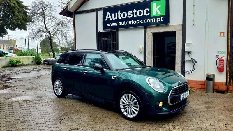 Usado Mini Clubman 116 HP (85 kW) 2017 Verde Carrinha