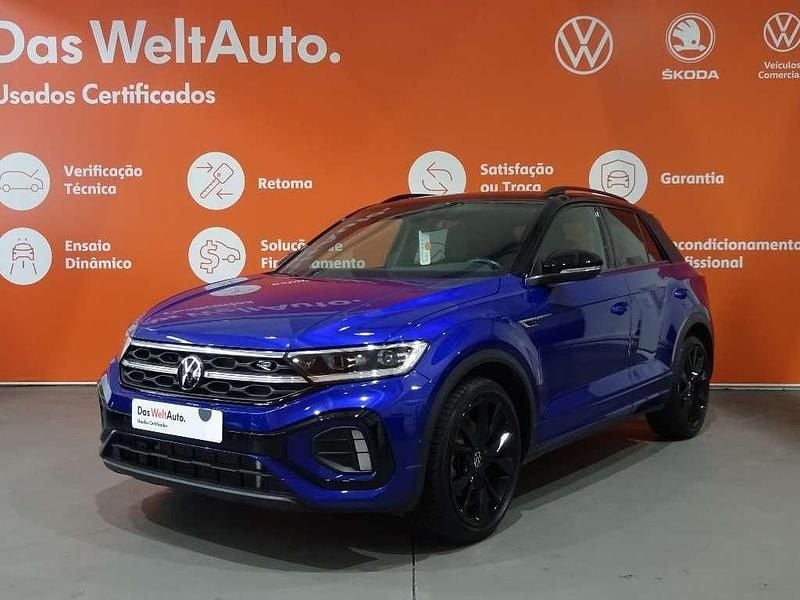 Azul escuro metalizado Usado 2024 VW T-Roc R-line SUV | € 31.490 (Preço justo) - Imagem 1/4