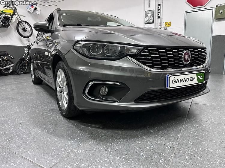 Cinza Usado 2017 Fiat Tipo Lounge Carrinha | € 8.750 (Preço justo) - Imagem 1/1