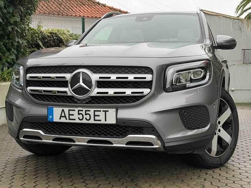 Cinza Usado 2020 Mercedes GLB200 Progressive SUV | € 31.900 (Bom preço) - Imagem 1/4