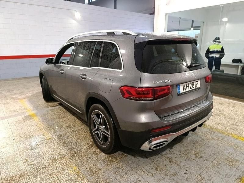 Usado Mercedes GLB180 AMG line 116 HP (85 kW) 2021 Cinza SUV