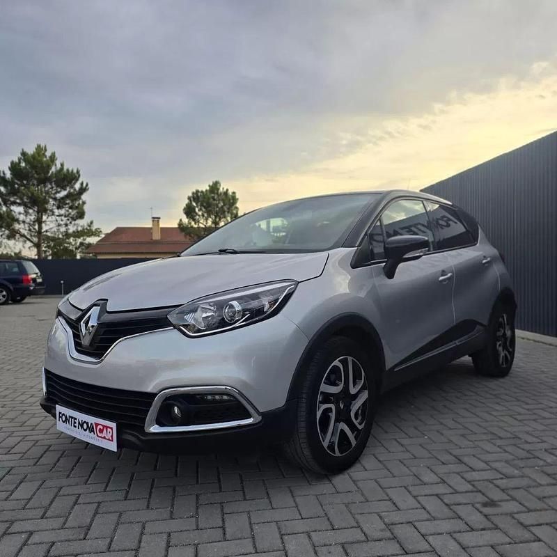 Cinza Usado 2016 Renault Captur Dynamique SUV | € 14.950 (Preço justo) - Imagem 1/4