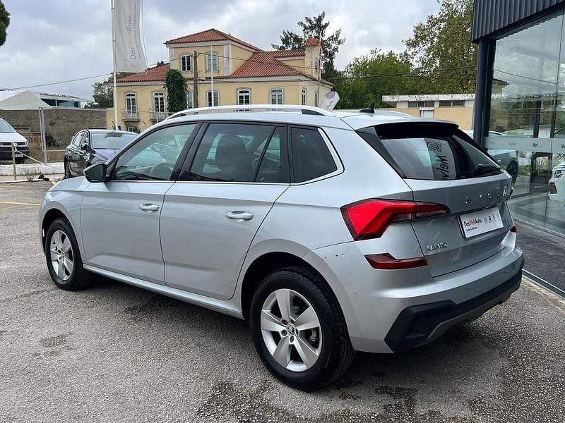 Usado Skoda Kamiq 116 HP (85 kW) 2024 Cinza SUV